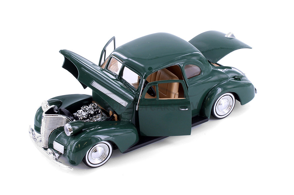 1939 Chevy® Coupe, Green - Showcasts® 77247GN - 1/24 Scale Diecast