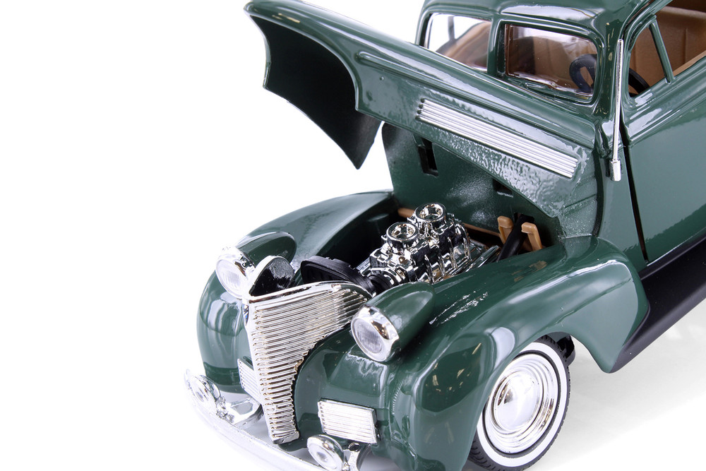 1939 Chevy Coupe, Green - Showcasts 77247GN - 1/24 Scale Diecast