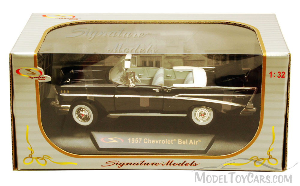 1957 Chevy Bel Air convertible, Black - Signature Models 32430 - 1