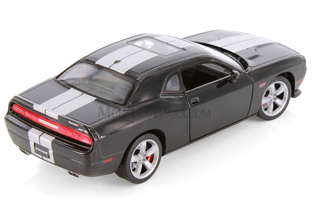 2013 Dodge Challenger SRT, Black - Showcasts® 24049/4D - 1/24 scale Diecast Model Toy Car
