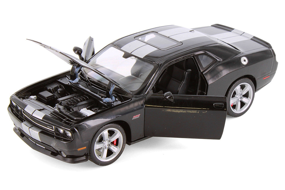 2013 Dodge Challenger SRT, Black - Showcasts® 24049/4D - 1/24 scale Diecast Model Toy Car