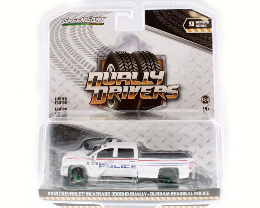 GREEN MACHINE 2018 Chevy Silverado 3500 Dually, White - Greenlight