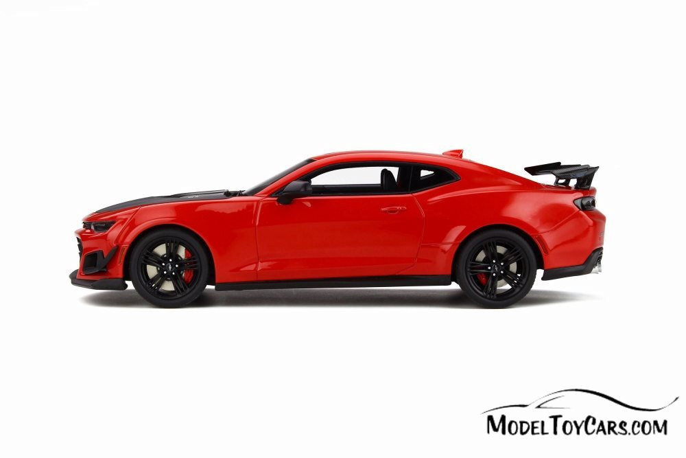 2017 Chevy Camaro ZL1 1LE, Hot Red - GT Spirit GT241 - 1/18 scale Resin  Model Toy Car