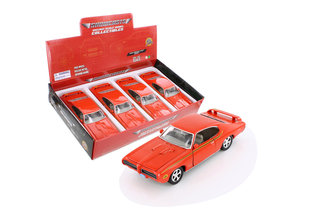 1969 Pontiac GTO Judge Hardtop, Orange - Showcasts 77242ORD - 1/24 Scale Diecast Model Toy Car