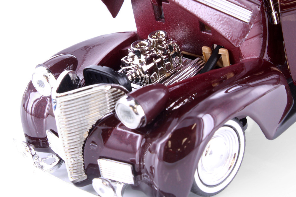 1939 Chevy Coupe Hardtop, Burgundy - Showcasts 77247BGD - 1/24