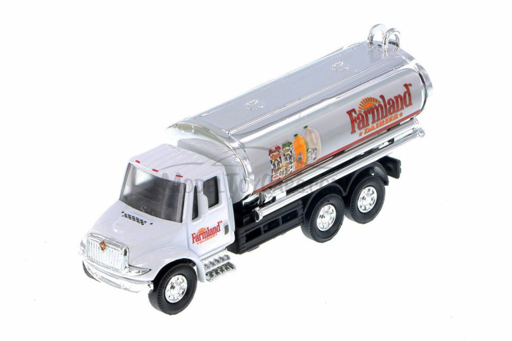 International Farmland Dairies Tanker, White - Showcasts 2105FD3 - 5.5 Inch Scale Diecast Model Replica