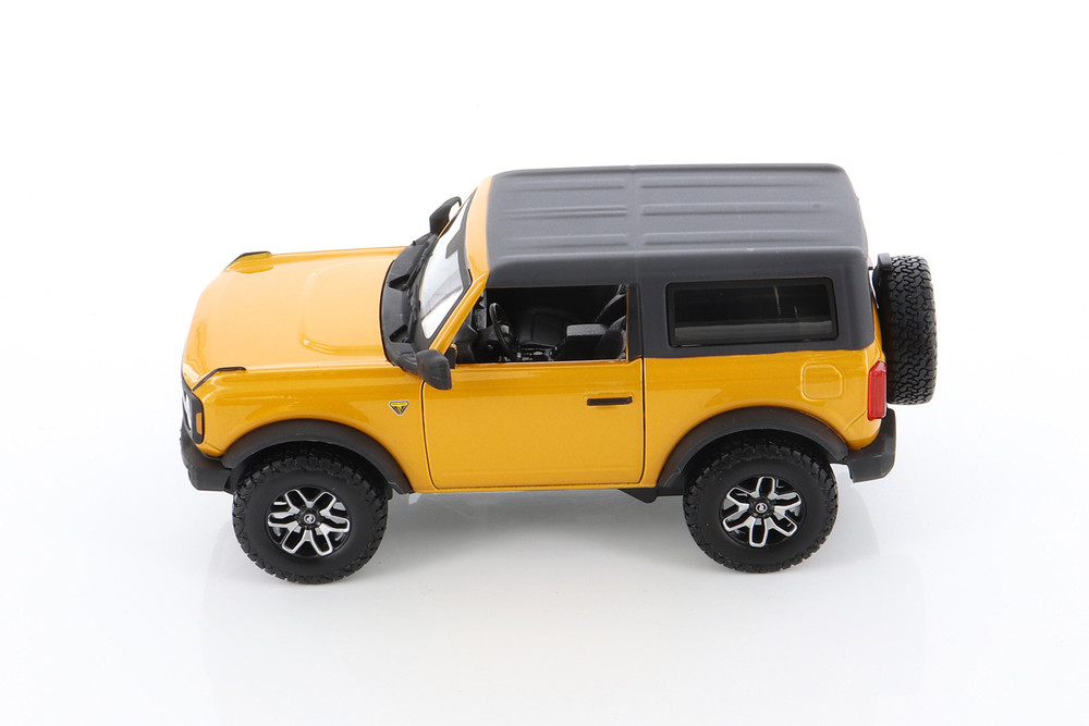 2021 Ford Bronco Badlands SUV, Orange - Showcasts 38530OR - 1/25 Scale Diecast Model Toy Car