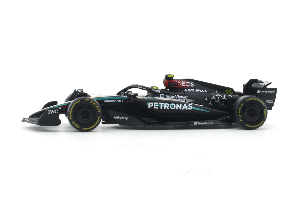 2024 Mercedes-Benz AMG Petronas w/Driver, #44 Lewis Hamilton