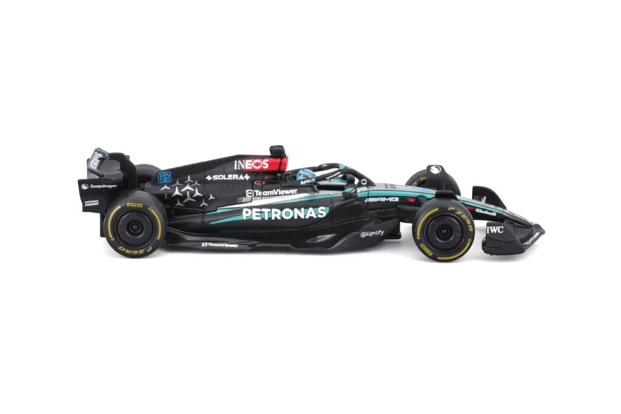 2024 Mercedes-Benz AMG Petronas w/Driver, #63 George Russell - Bburago 18-38209/63 - 1/43 Scale Diecast Model Toy Car
