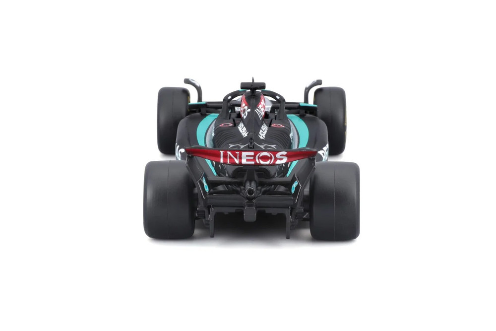 2024 Mercedes-Benz AMG Petronas w/Driver, #63 George Russell - Bburago 18-38209/63 - 1/43 Scale Diecast Model Toy Car