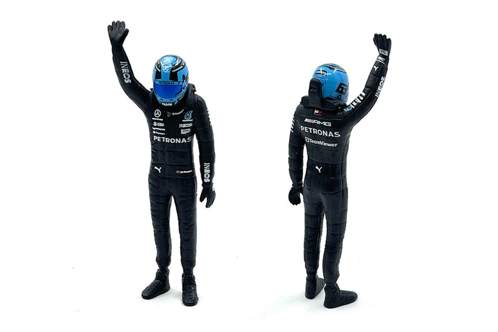 2023 Mercedes-Benz AMG Petronas F1 Team w/Driver, #63 George Russell - Bburago 18-28037/63 - 1/24 Scale Diecast Model Car