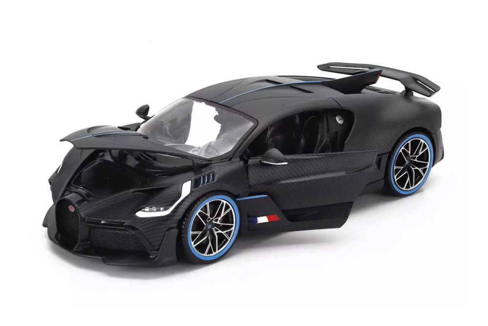 Bugatti Divo, Carbon Fiber Black - Bburago 18-11101 - 1/18 Scale