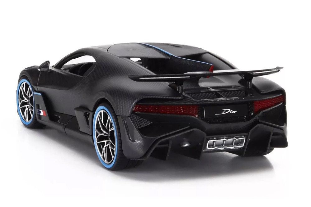 Bugatti Divo, Carbon Fiber Black - Bburago 18-11101 - 1/18 Scale