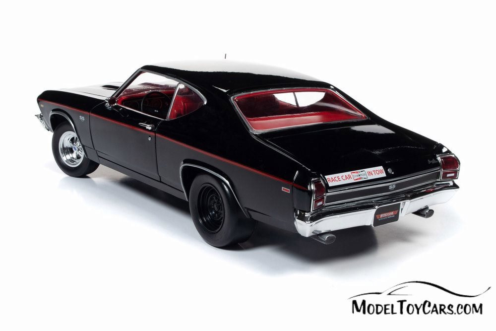 1969 Chevy Chevelle SS 396 Hardtop, Tuxedo Black - Auto World AMM1190 - 1/18 scale Diecast Model Toy Car