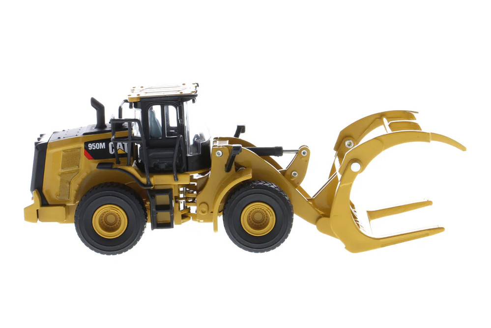 Caterpillar 950M Wheel Loader w/2 Log Poles, Yellow - Diecast Masters 85635 - 1/64 Scale Diecast Model Toy Car