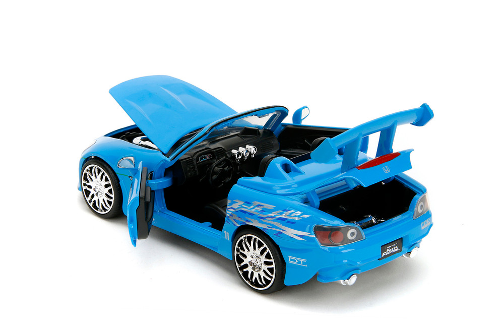 Suki's 2001 Honda S2000 w/Mia's Graphics, Fast & Furious - Jada