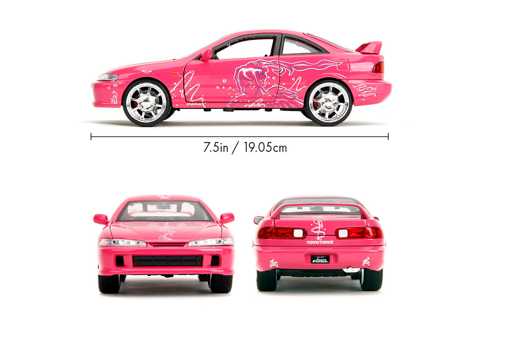 Mia's 1995 Acura Integra Type R with Suki's Graphics, Fast