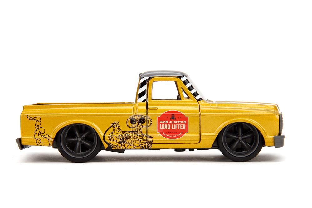 ミニカー jada toys 20th 1972CHEVY CHEYENNE 1972 Chevy Cheyenne Pick Up Truck with Mosaic Tile, Silver