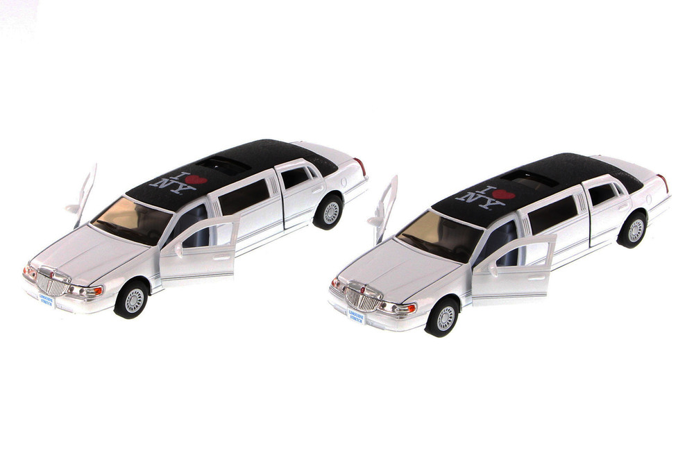 Box of 6 I Love New York 1999 Lincoln Town Car Stretch Limousine