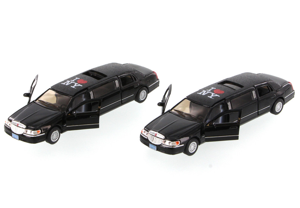 Box of 6 I Love New York 1999 Lincoln Town Car Stretch Limousine
