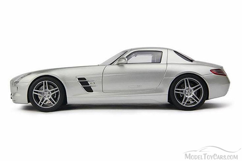 Mercedes-Benz SLS AMG, Silver - Mondomotors MO50106 - 1/18 Scale