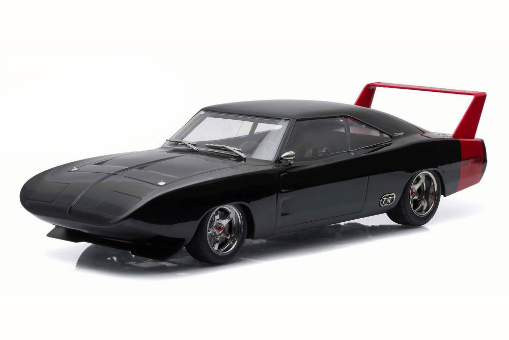 アーテル/'69 Chargerチャージャー Daytonaデイトナ 1/18 アーテル/'69 Chargerチャージャー Daytonaデイトナ 1/18 - メルカリ