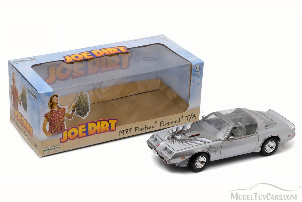 TRANS AMのミニカーです。 Dazed & Confused 1973 Pontiac Trans AM White Lightning 1:18