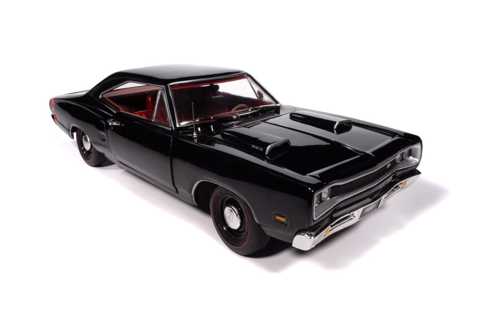 1969 Dodge Coronet Super Bee, Black - Auto World AMM1347 - 1/18 Scale Diecast Model Toy Car