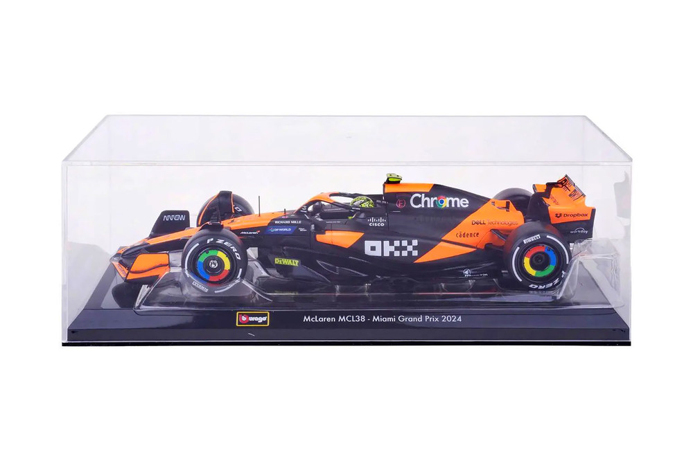 2024 McLaren MCL38 F1 Team w/Driver, #4 Lando Norris - Bburago 18