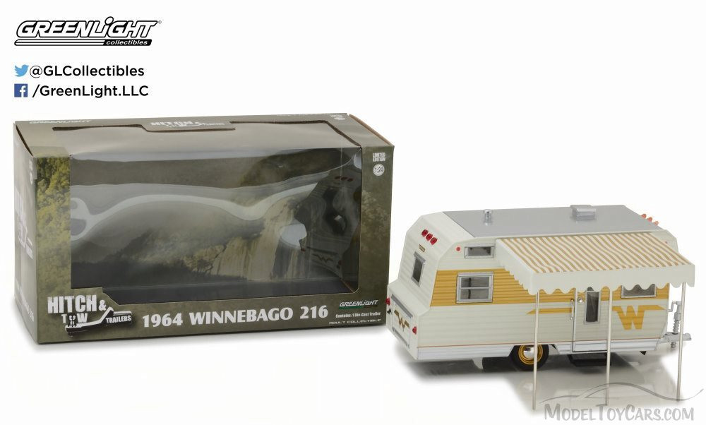 1964 Winnebago 216 Trailer, White w/Gold - Greenlight 18420B/12