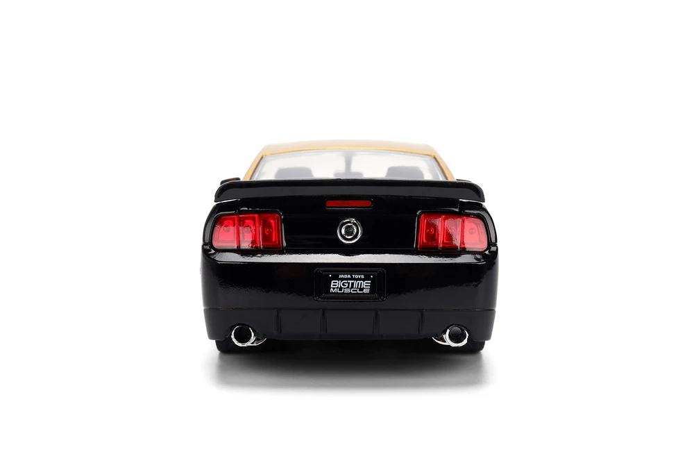 2008 Ford Mustang Shelby GT-500KR, Gold/Black - Jada Toys 36462 - 1/24 Scale Diecast Model Toy Car