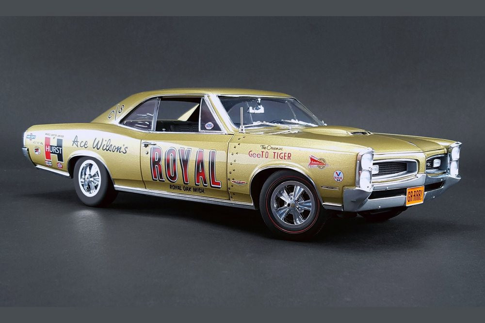 1966 Ace Wilson's Royal Pontiac GTO Tiger Drag Car, Tiger Gold