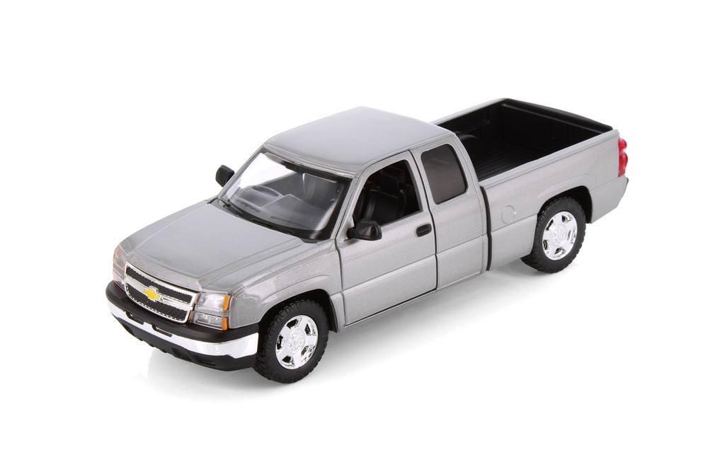 Box of 4 2006 Chevy Silverado 1500 Double Cab Truck, ASSTD - Showcasts 77393D - 1/25 Scale Diecast Model Toy Cars