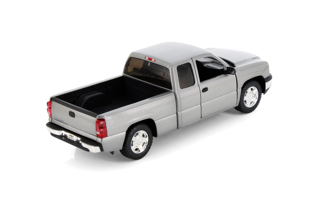 Box of 4 2006 Chevy Silverado 1500 Double Cab Truck, ASSTD - Showcasts 77393D - 1/25 Scale Diecast Model Toy Cars