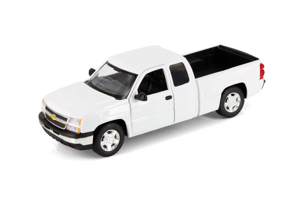 2006 Chevy Silverado 1500 Double Cab Truck, White - Showcasts 77393D - 1/25 Scale Diecast Model Toy Car