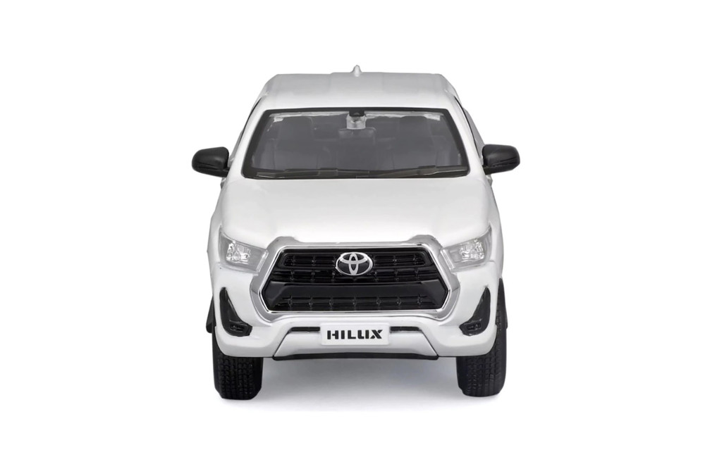Toyota Hilux Double Cab Pickup Truck, White - Maisto 32920WT - 1