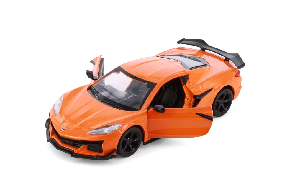 Chevy Corvette Z06, Orange - Showcasts 68289WR - 1/24 Scale Diecast Model Toy Car