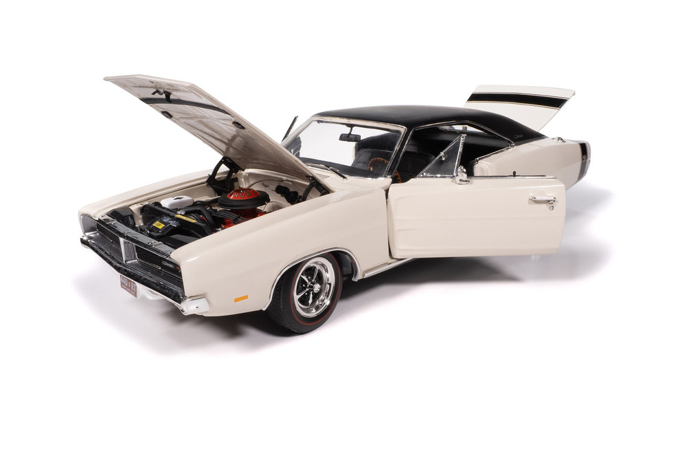 1969 Dodge Charger R/T, White - Auto World AMM1352 - 1/18 Scale Diecast Model Toy Car