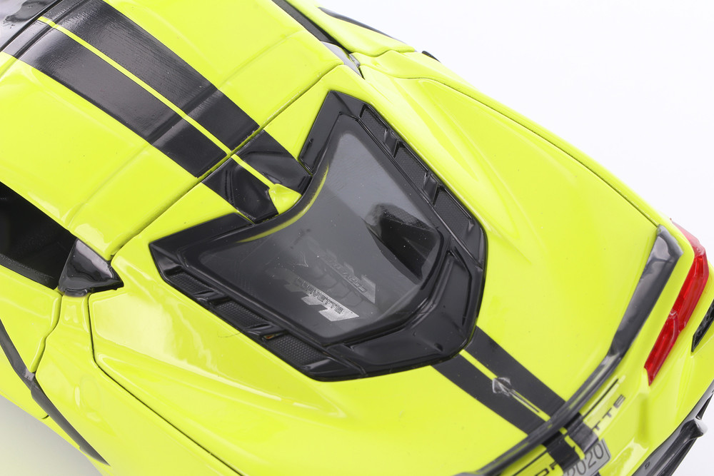 2020 Chevy Corvette Stingray Coupe Z51, Yellow - Maisto 31527YL - 1/24 scale Diecast Model Toy Car (No Box)