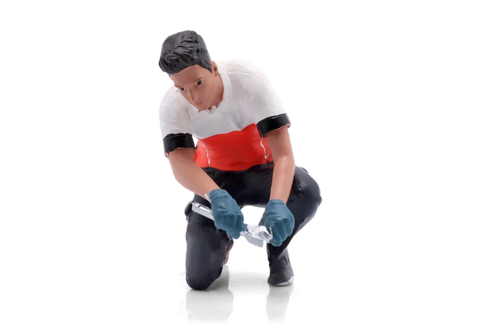 Race Crew Figure #5, Red/White - Showcasts AD-25005 - 1/24 Scale Figurine - Diorama Accessory