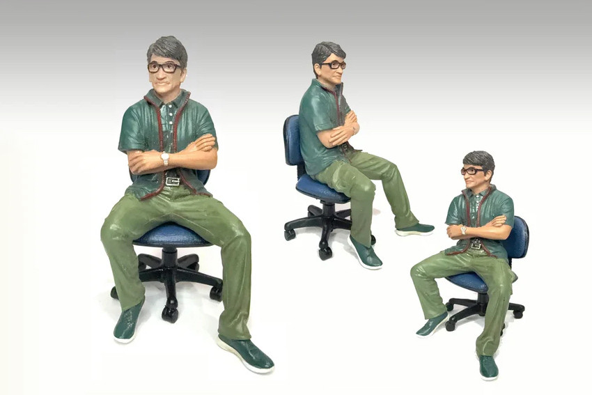 Top Tuners Figure #1 w/Chair, Green - American Diorama ADP-70101 - 1/24 Scale Figurine - Diorama Accessory