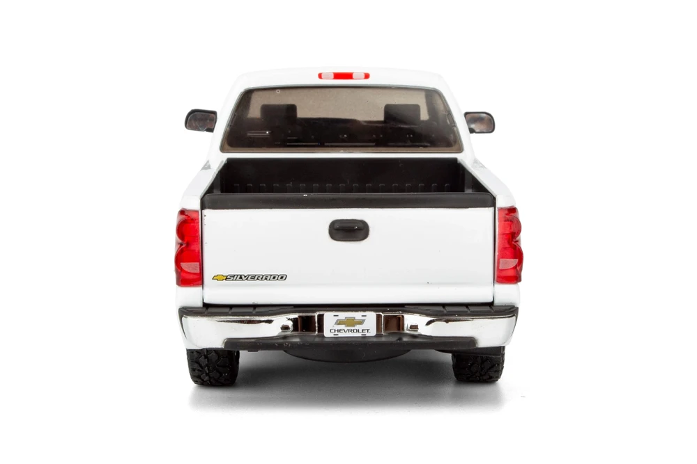 2006 Chevy Silverado 1500 Double Cab Truck, White - Showcasts 71393WH - 1/25 Scale Diecast Model Toy Car