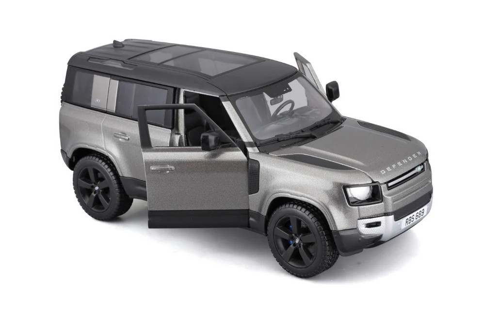 2022 Land Rover Defender 110, Silver - Bburago 18-21101SV - 1/24 Scale Diecast Model Toy Car