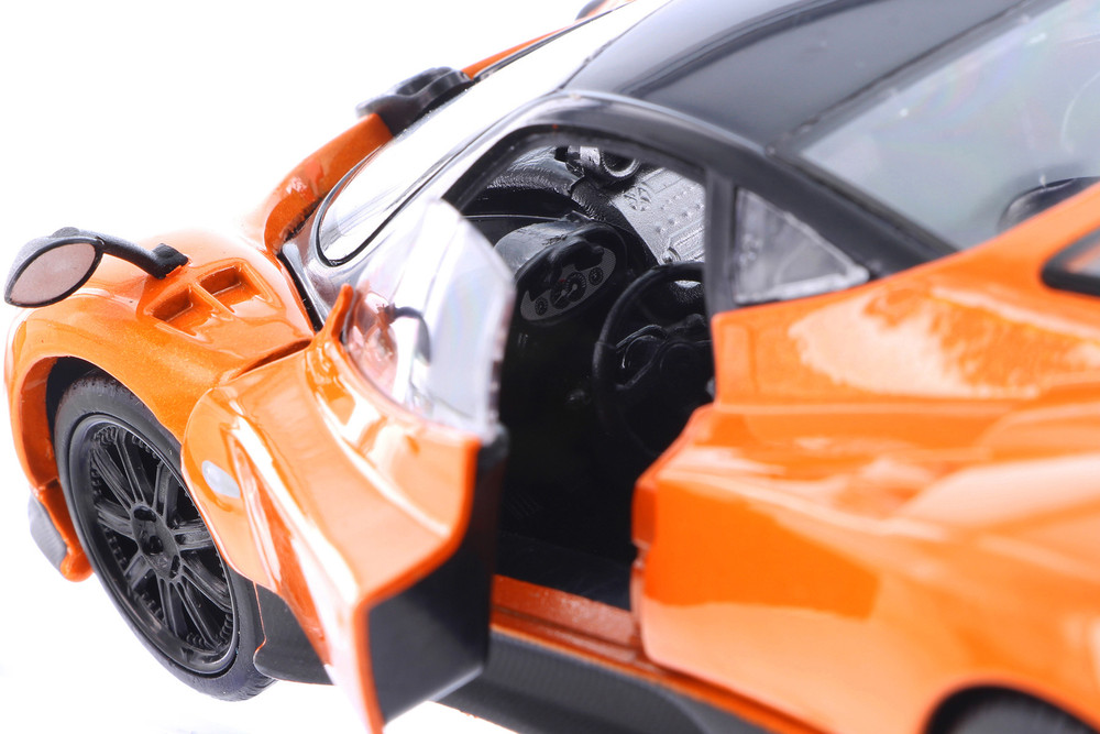 Pagani Zonda F, Orange - Showcasts 77369OR - 1/24 Scale Diecast Model Toy Car