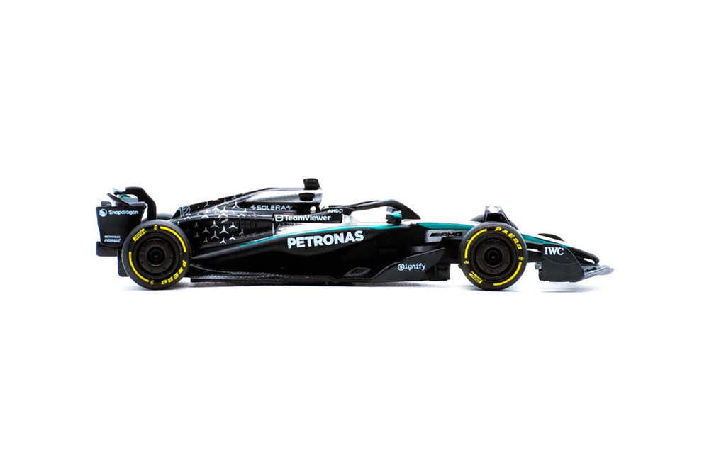 2025 Mercedes-Benz AMG Petronas W16 F1, #12 Kimi Antonelli - Bburago 18-58002/12 - 1/64 Scale Diecast Model Toy Car