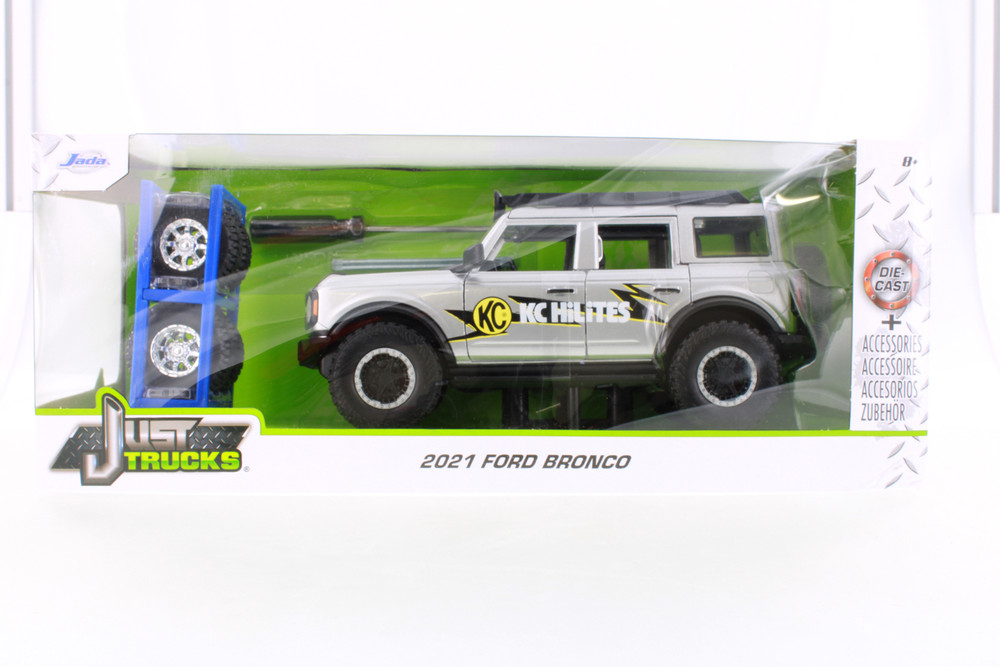 2021 Ford Bronco with Extra Wheels, Gray Metallic - Jada Toys R-23591 - 1/24 scale Diecast Car