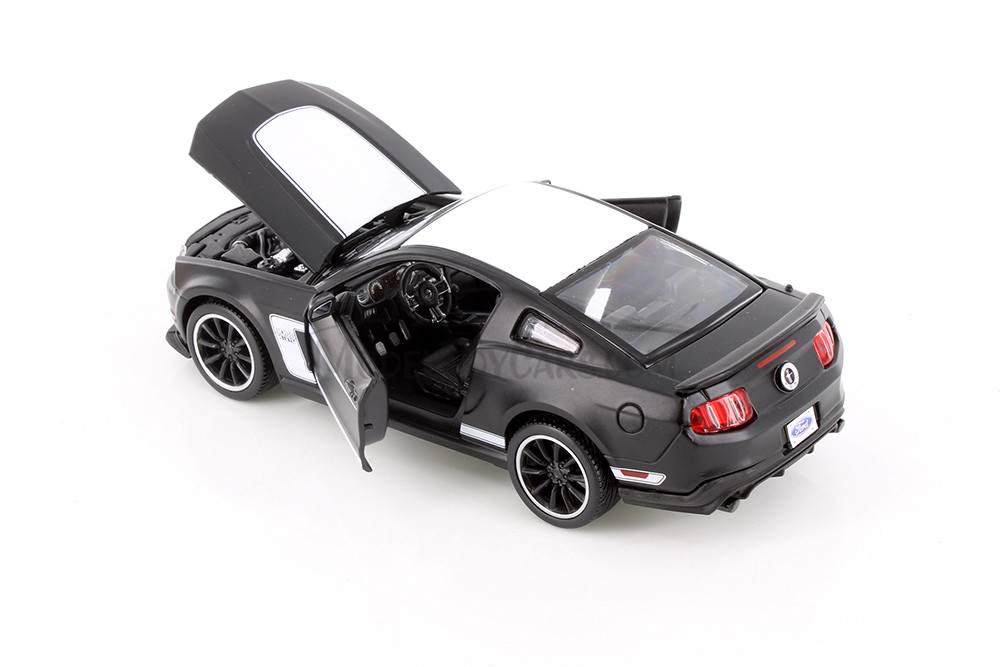 Ford Mustang Boss 302, Black w/ White - Maisto 31269BK - 1/24 Scale Diecast Model Toy Car