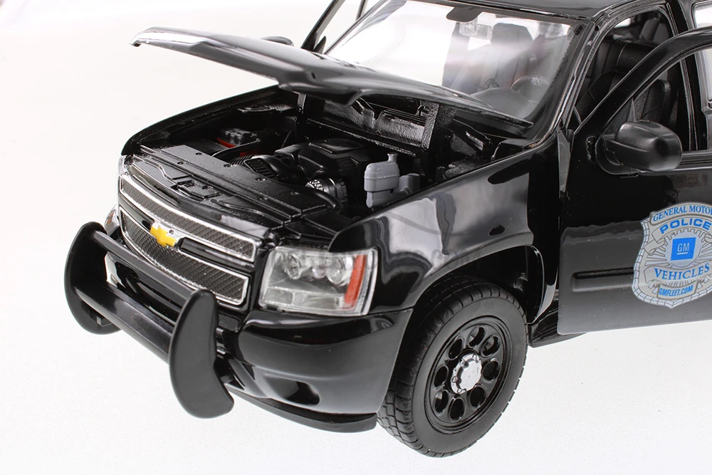 2008 Chevy Tahoe General Motors Police, Black - Showcasts® 22509BP/4D - 1/24 Scale Diecast Model Toy Car