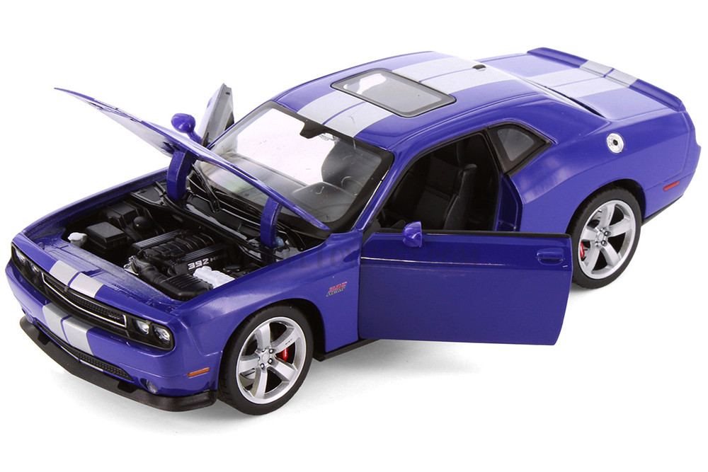 Box of 4 2013 Dodge Challenger SRT Hard Top, ASSTD - Showcasts® 24049/4D - 1/24 Scale Diecast Model Toy Cars