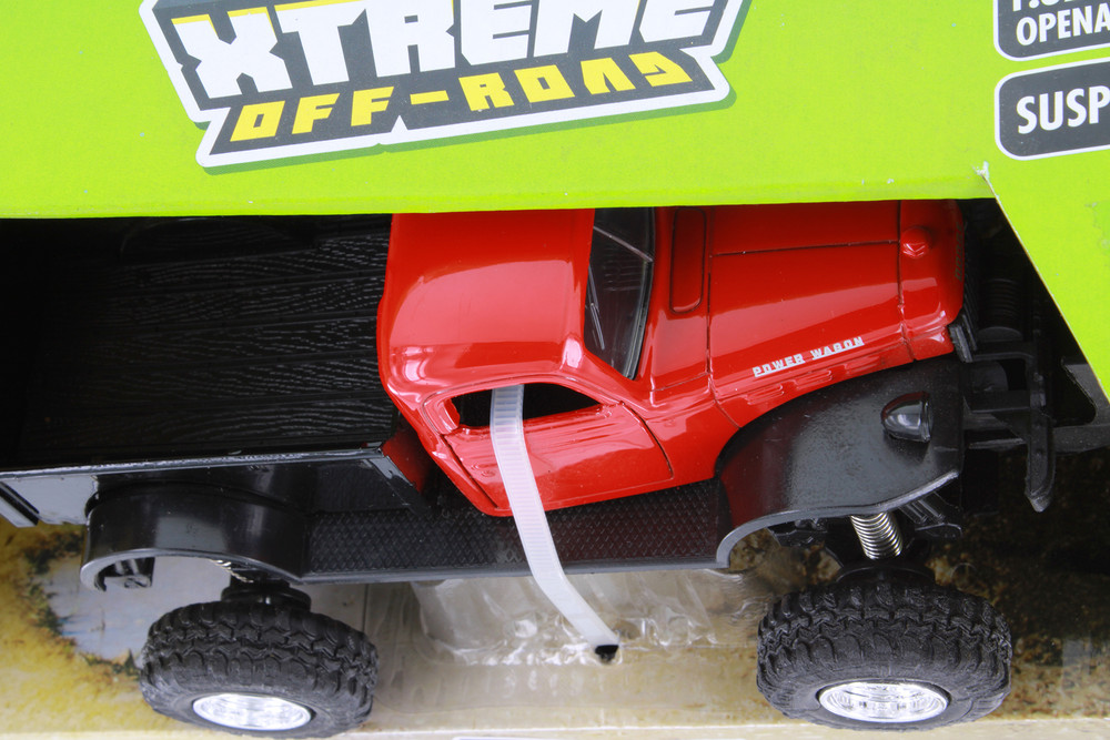 1946 Dodge Power Wagon Extreme Off-Road, Red w/ Black - New Ray R-23681 - 1/32 Scale Diecast Car